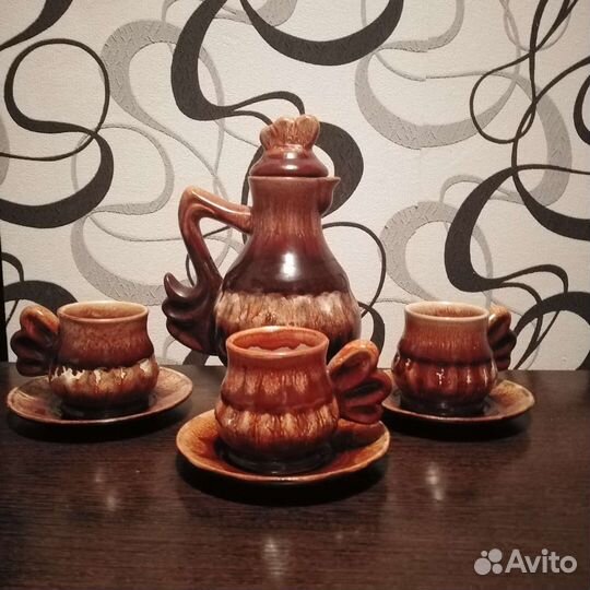 Набор глиняной посуды