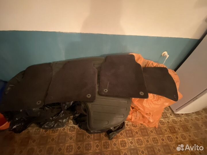 Коврики и Сетки на двери toyota camry 70