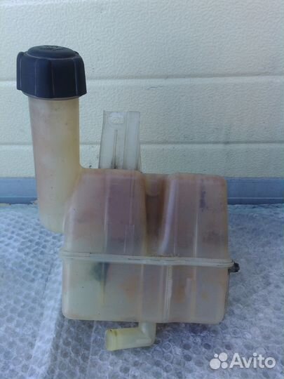 Рено Лагуна 2 расширительный бачок