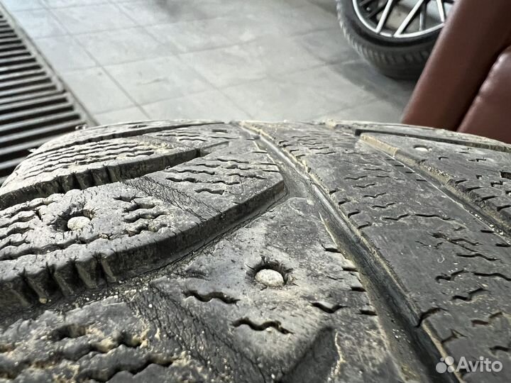 Bridgestone Ice Cruiser 7000 195/60 R15