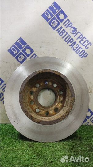 Тормозной диск задний правый Volkswagen Tiguan