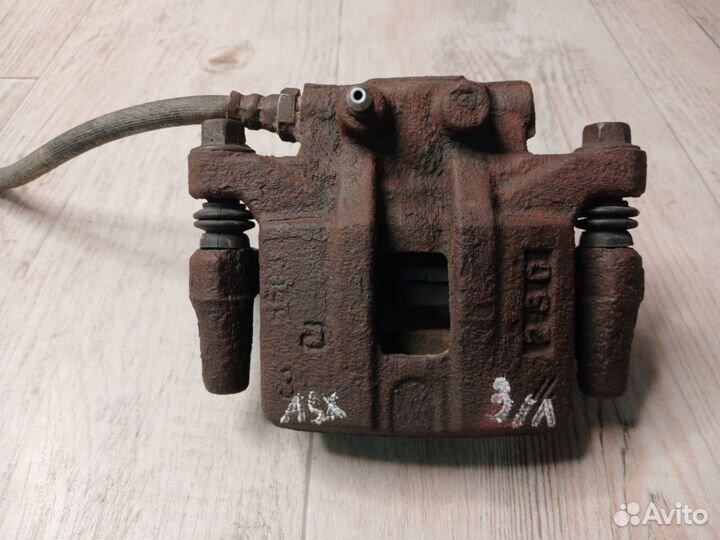 Суппорт задний левый Mitsubishi ASX