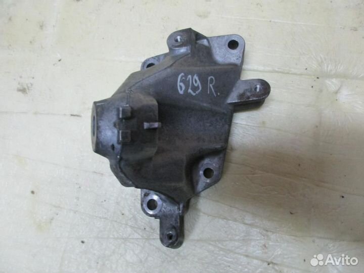 Лапа правая w164 GL-class 629.912 2008