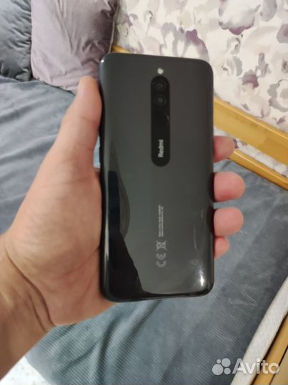 Xiaomi Redmi 8, 3/32 ГБ