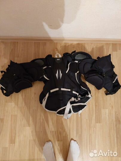 Хоккейная вратарская форма