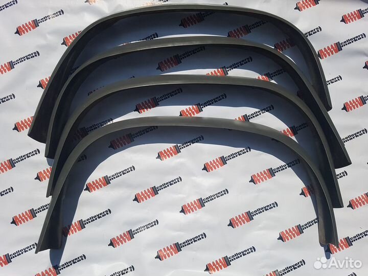 Расширители колесных арок (фендеры) для Terrano 21