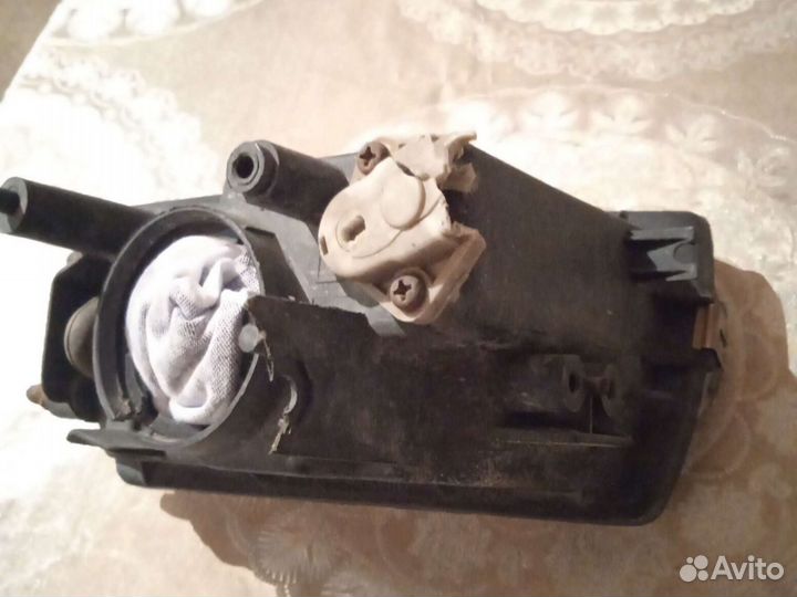 Противотуманик на Митсубиси Диамант