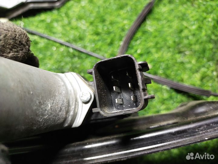 Стеклоподъемник передний левый Land Rover Evoque