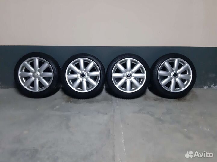 R17 Pirelli Winter Sottozero 3 205/45, PCD 4x100 DIA 56.1