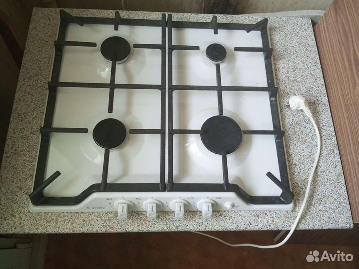 Газовая варочная панель 4 конфорки + столешница