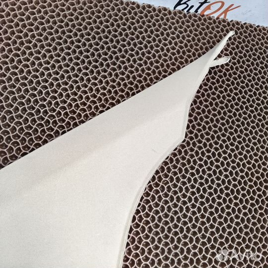 Обшивка правой задней стойки BMW f10 Oyster