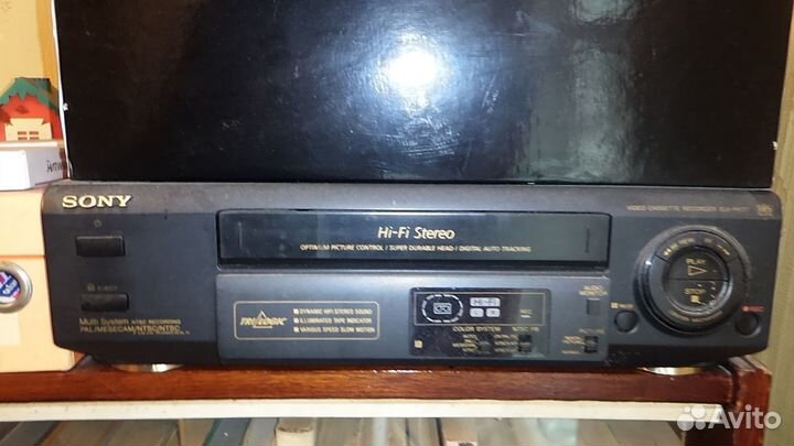 Видеоплеер VHS с записью Sony