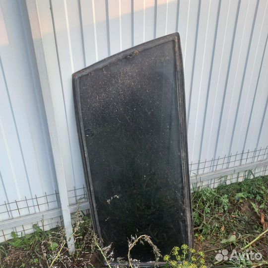 Заднее стекло ваз 2115