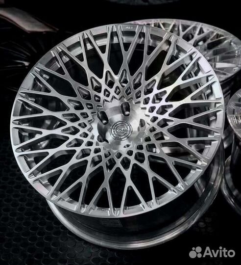 Кованые диски R22