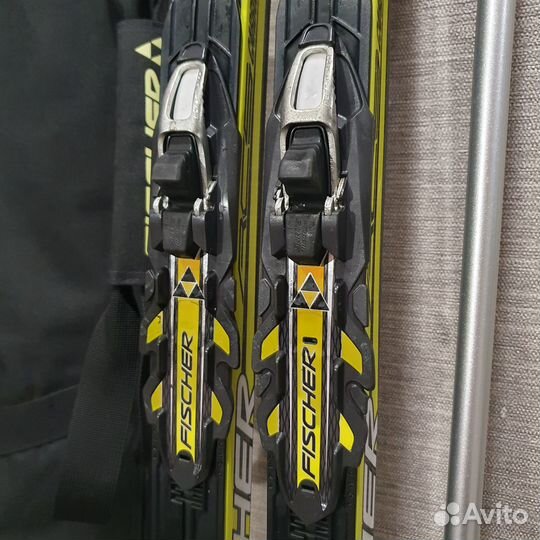 Лыжи беговые Fischer в комплекте
