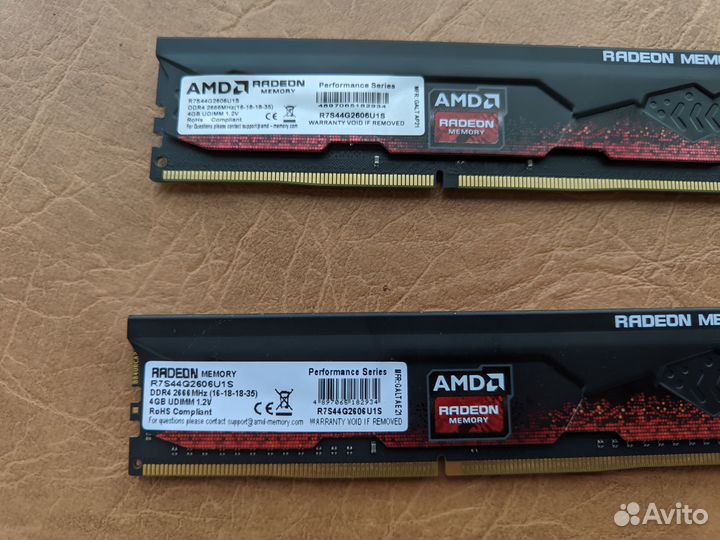 Оперативная памятьAMD Radeon R7 Performance Series