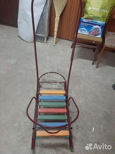 Продам санки