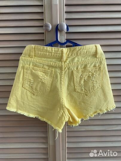 Шорты женские
