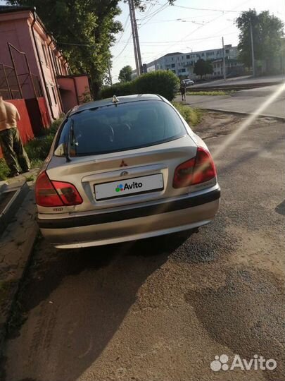 Mitsubishi Carisma 1.8 МТ, 2001, 291 000 км