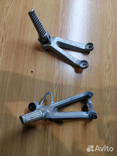 Задние подножки на Honda cbr 600 f4i