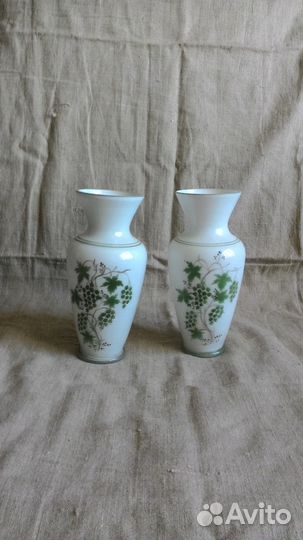 Антикварная ваза