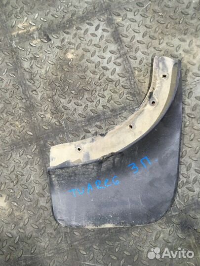 Брызговики задние (Volkswagen Touareg)