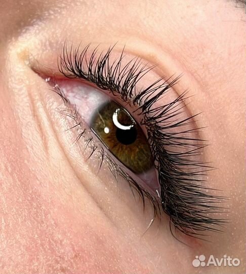 Наращивание ресниц на дому