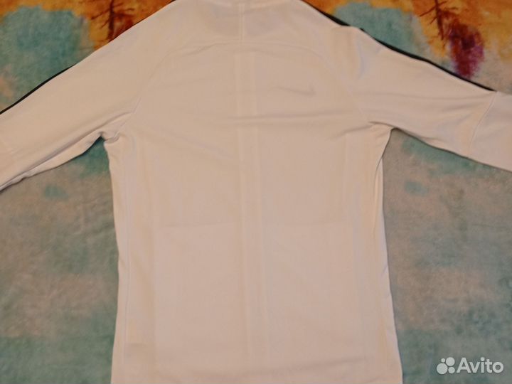 Спортивная кофта Nike