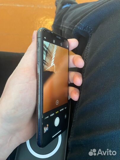 iPhone X, 64 ГБ