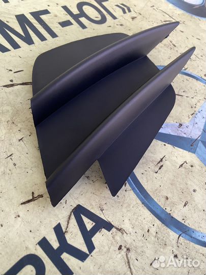 Mercedes W205 AMG решетка Бампера переднего RH