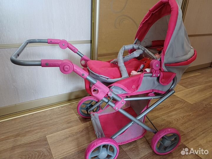 Коляска для кукол и кукла