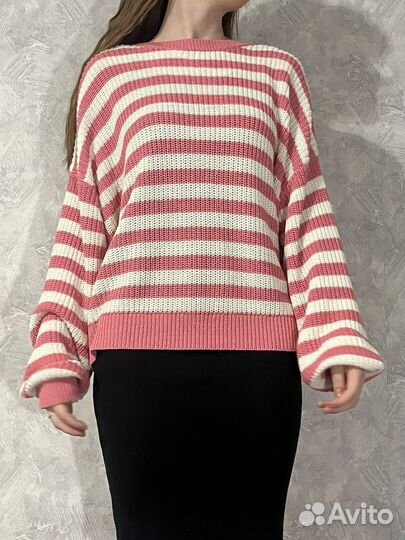 Свитер женский в полоску