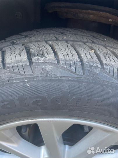 Диски с резиной на Toyota Camry 215/60 R16 4 шт