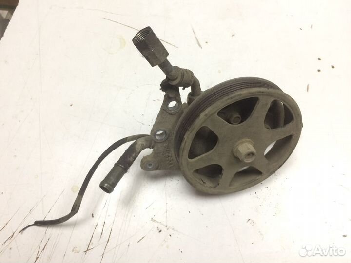 Насос гидроусилителя руля Mazda MPV 2,5