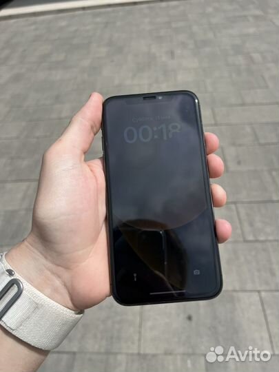 iPhone X, 64 ГБ