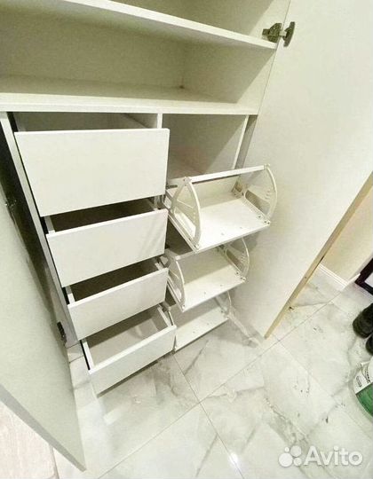 Распашной шкаф