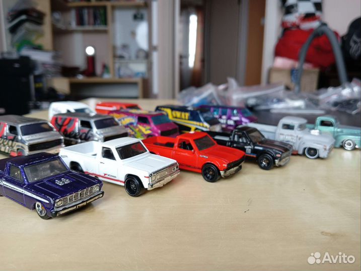 Hot Wheels машинки
