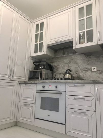 1-к. квартира, 34 м², 13/18 эт.