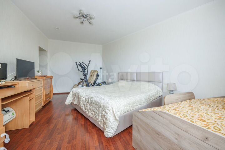 2-к. квартира, 75 м², 7/10 эт.