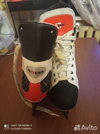 Коньки хоккейные