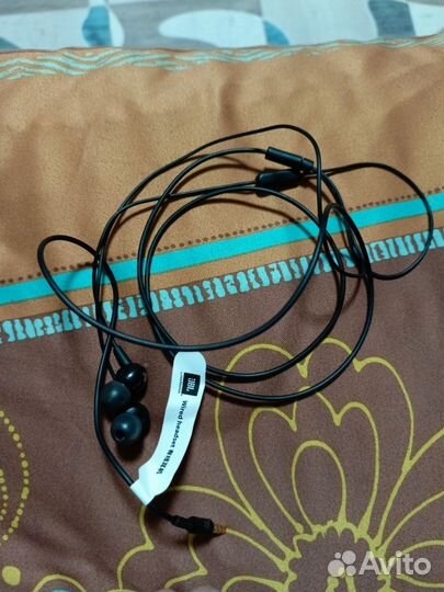 Наушники jbl