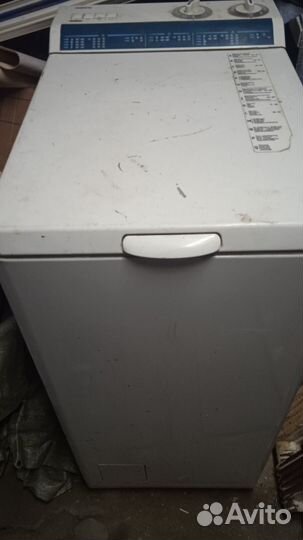 Продаю стиральную машину зануси
