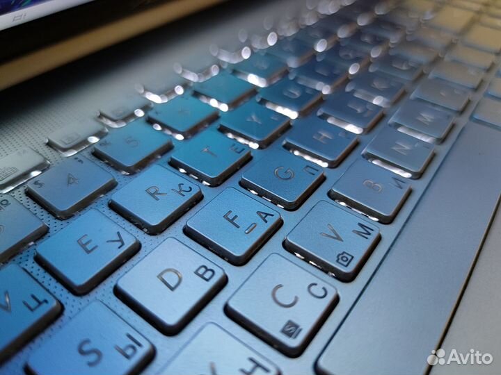 Ноутбук игровой Asus / 16gb / i7 / GTX 4gb / IPS