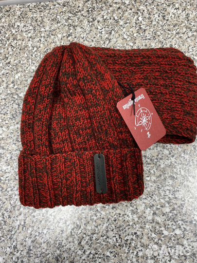 Комплект шапка и шарф