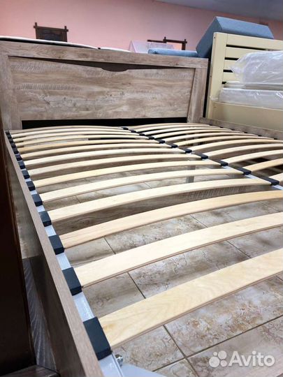 Кровать 160х200