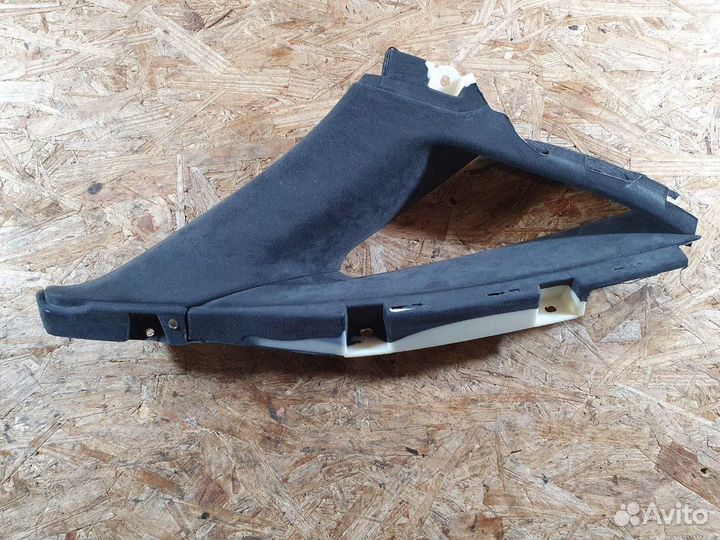 Обшивка стойки задняя левая верхняя Audi A8 D4/4H