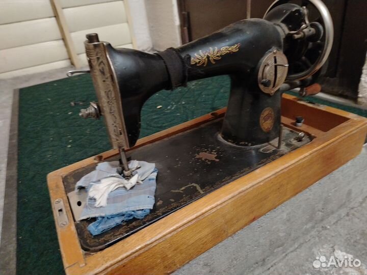 Швейная машинка бу