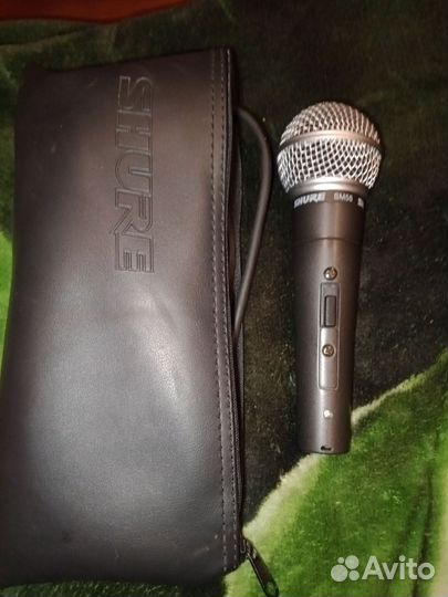 Микрофон Shure sm58