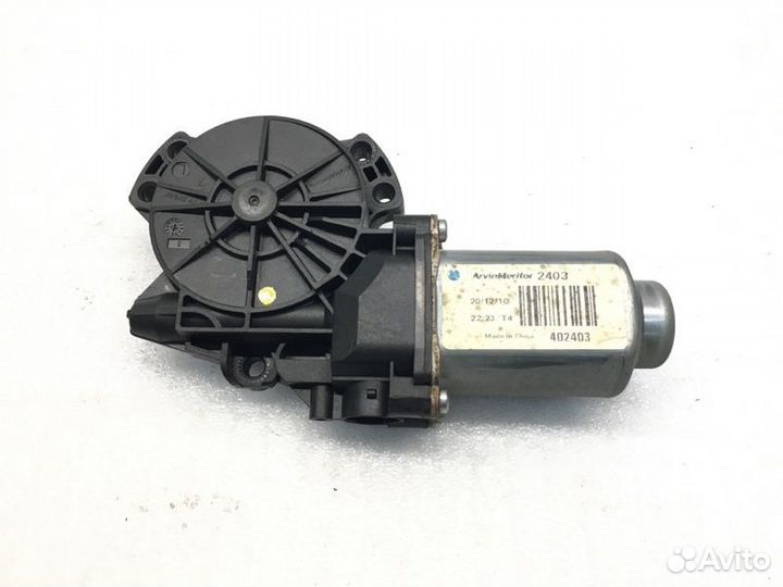 Мотор стеклоподъемника задний правый Kia Optima 3