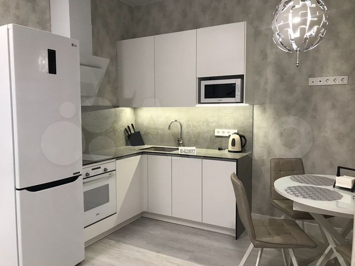 2-к. квартира, 63 м², 4/14 эт.